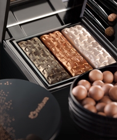 línea de maquillaje Premium UNA