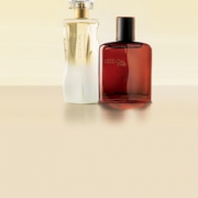 Natura Essencial, dos perfumes uno para mujer otro para hombre